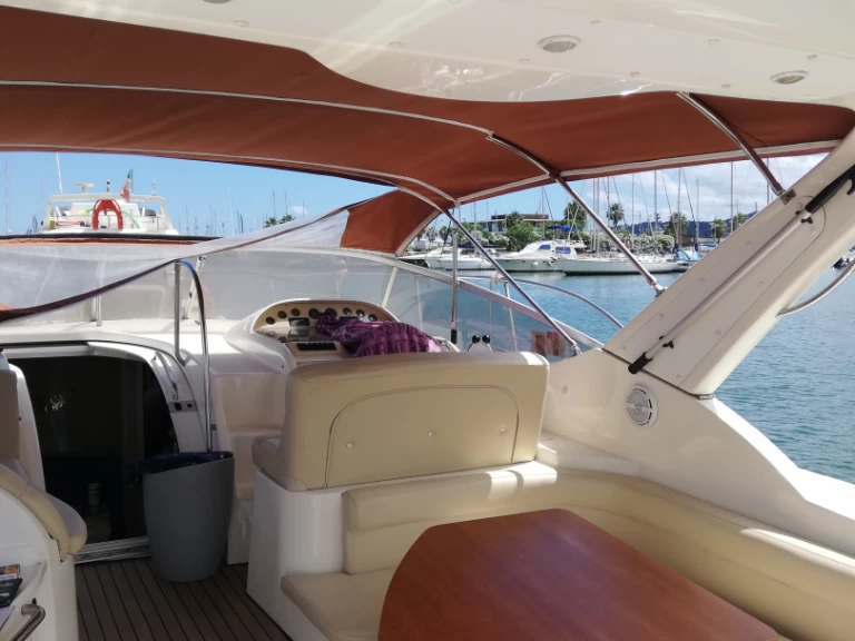 Innovazione e Progetti mira 34 charter bareboat or captained in  Ameglia