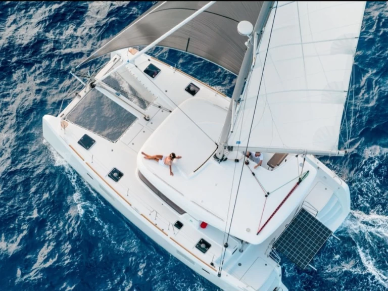 Lagoon Lagoon 39 charter bareboat or captained in  El Puerto de Santa María