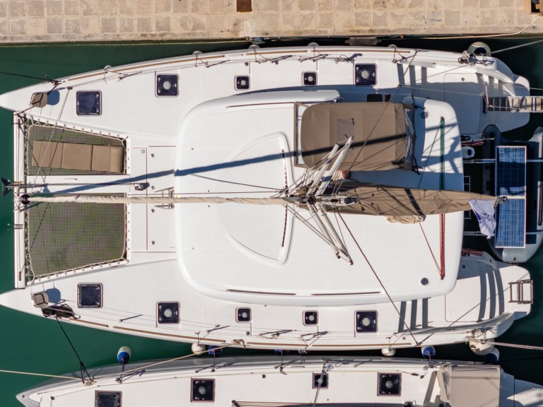 Boat rental Lagoon Lagoon 39 in Lefkáda on Samboat