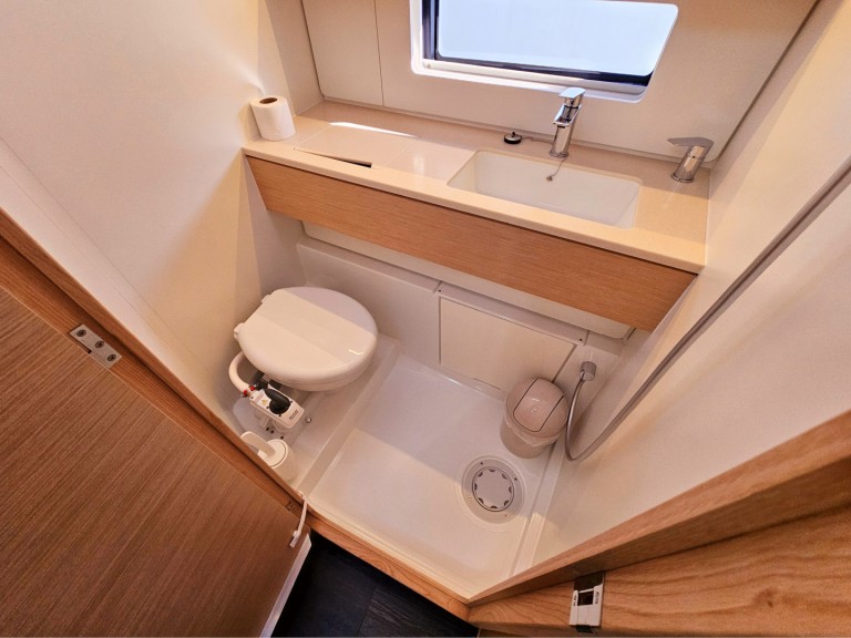 Dufour Dufour 44 in Kaštel Gomilica on SamBoat