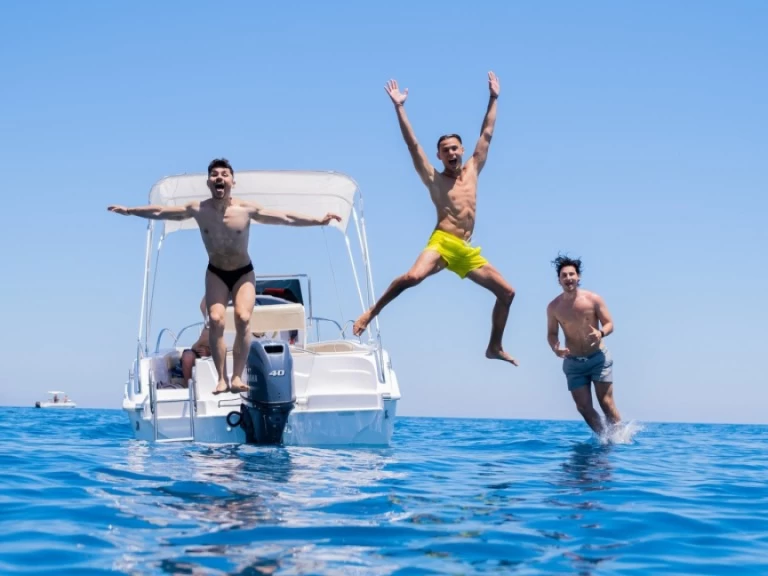 Yacht charter Castellammare del Golfo cheap bluline