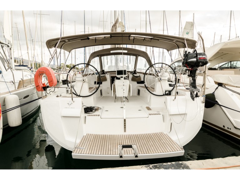 Sailboat rental with or without captain Jeanneau Corfu