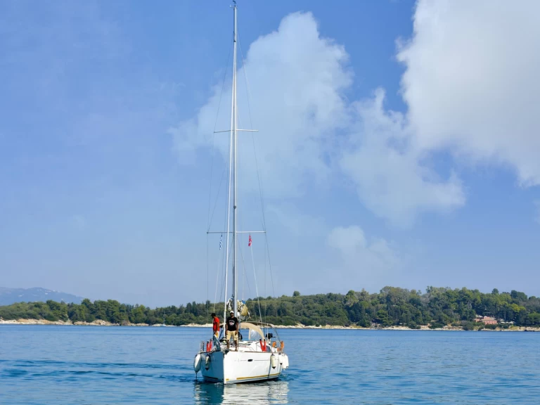 Sailboat rental in Corfu - Bénéteau Beneteau Oceanis 43  Refited 2022
