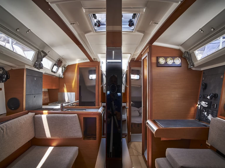 Sailboat for rent Biograd na Moru at the best price