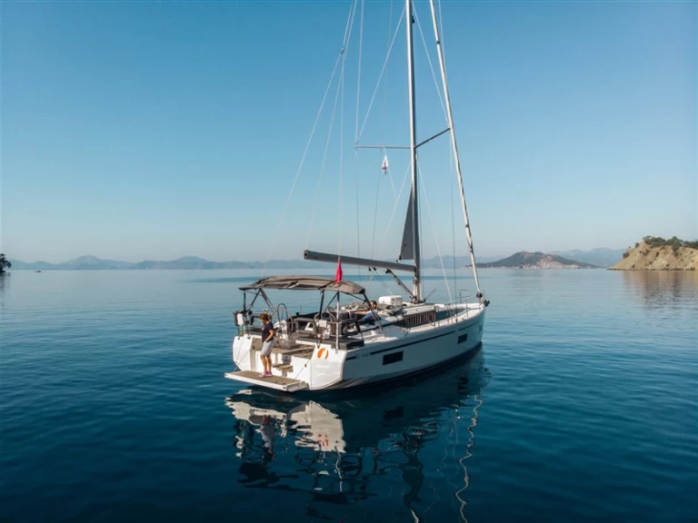 Bavaria Bavaria C42 charter bareboat or captained in  Fethiye