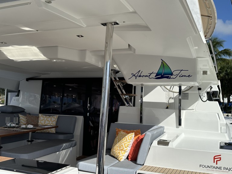 Catamaran for rent Road Town at the best price
