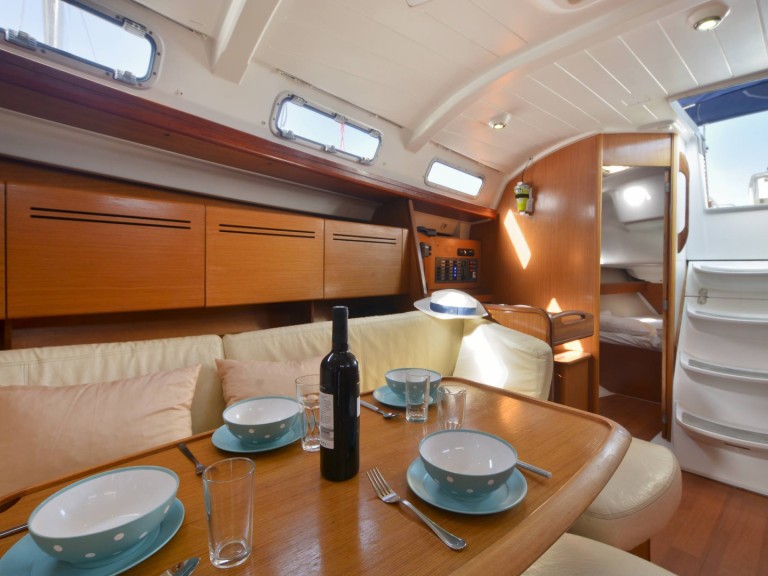 Sailboat for rent Corfu at the best price