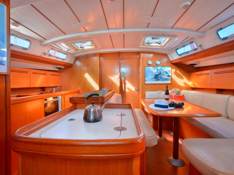 Sailboat rental with or without captain Bénéteau Corfu