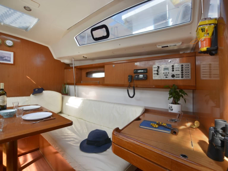 Bénéteau Beneteau Oceanis 43  Refited 2022 charter bareboat or captained in  Corfu
