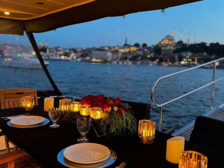 Luxury Yacht rental with or without captain Vip Beşiktaş