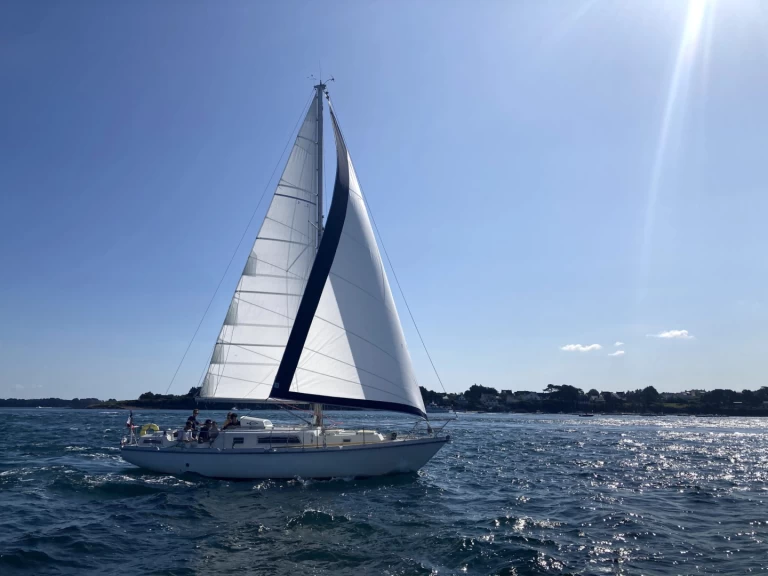 Rent a Amel kirk 36 Saint-Mandrier-sur-Mer