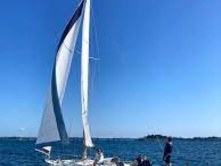 Yacht charter Saint-Mandrier-sur-Mer cheap kirk 36