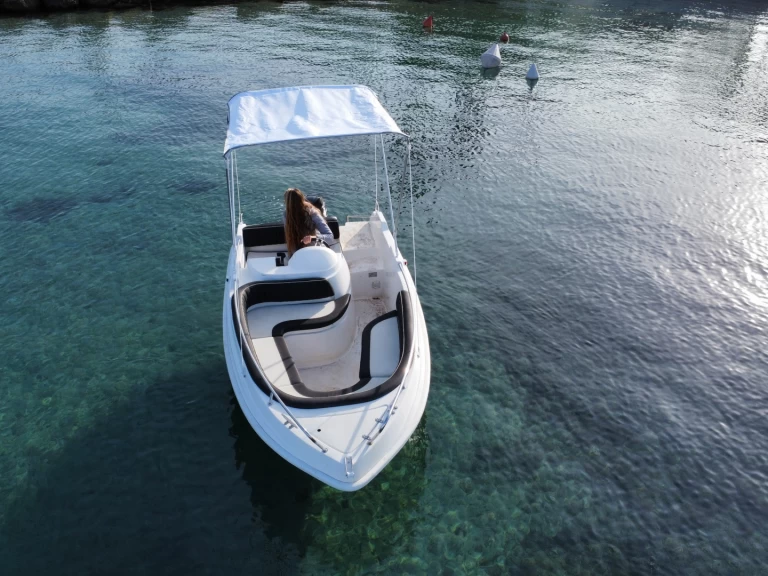 Rent a Delta Marine Stella  Cannes