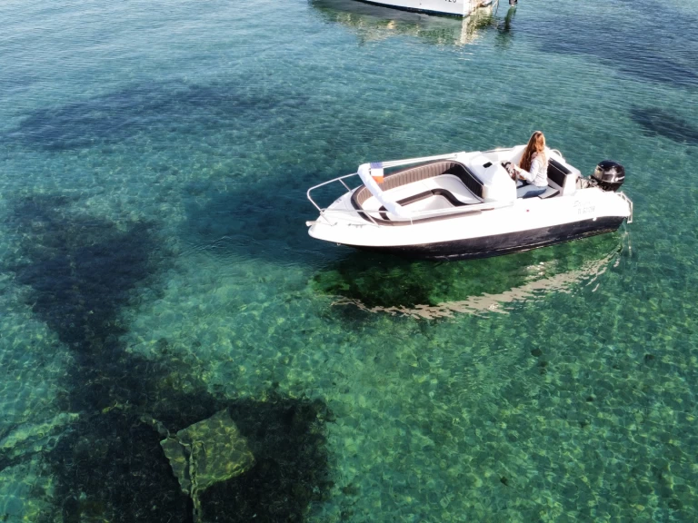 Bareboat Rental RIB Delta Marine with a boat licence