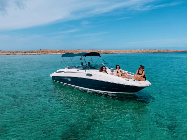 Motorboat rental in Ibiza Town - Sea Ray Sea Ray 260 Sundeck
