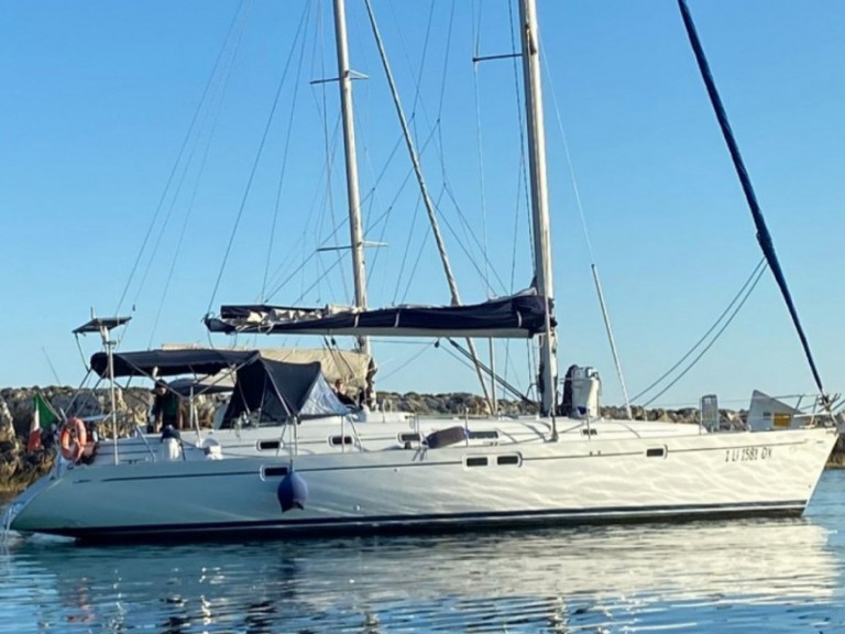 Bareboat Rental Sailboat Bénéteau with a boat licence