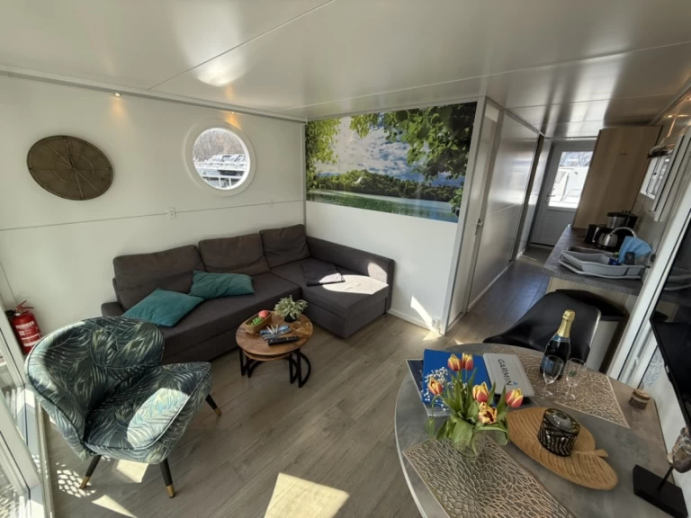 Houseboat for rent Granzow at the best price