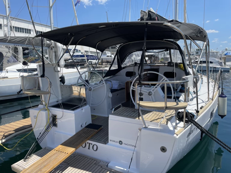 Sailboat rental in Šibenik - Elan Impression 40.1