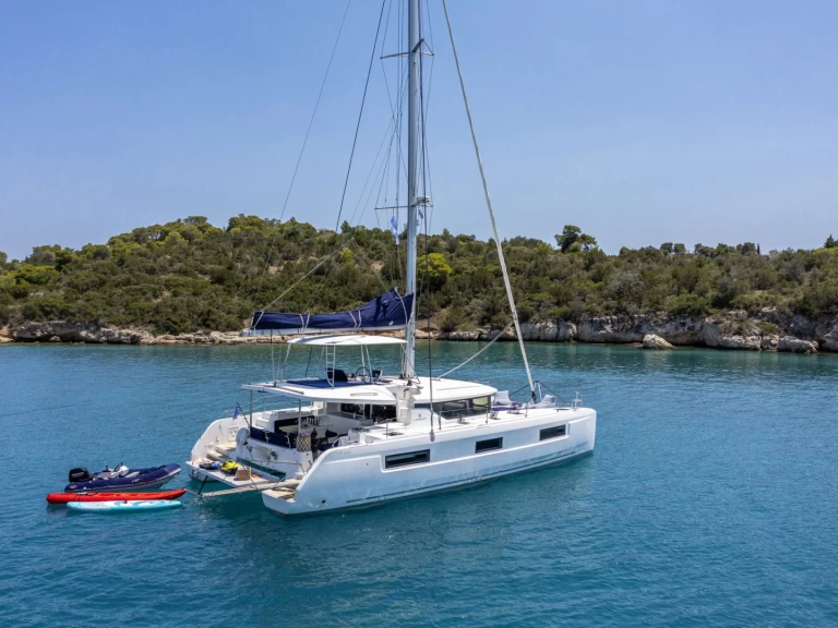 Luxury Yacht rental in Porto Cheli - Lagoon ZANGA 