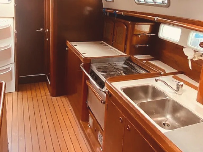 Bénéteau Oceanis 461 in Marsala on SamBoat