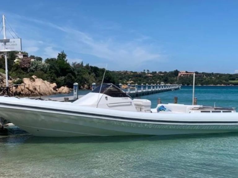 Bareboat Rental RIB Magazzu with a boat licence