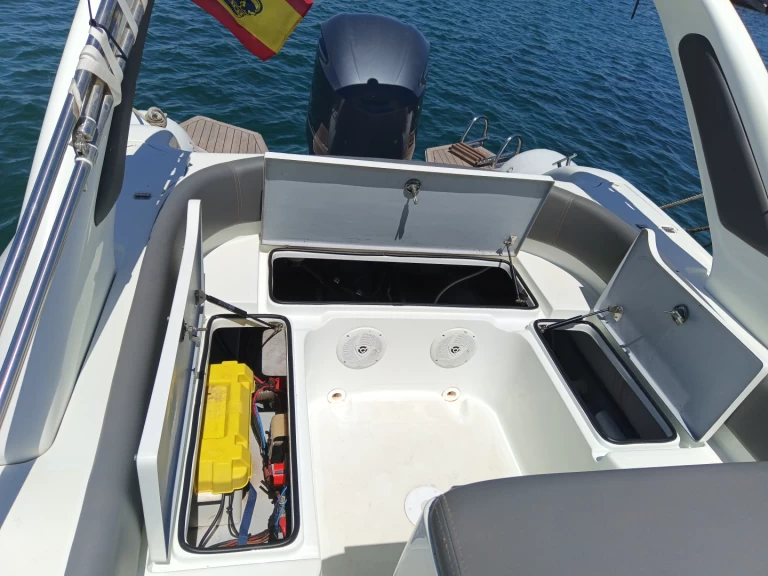 Rent a Sunshine 745 Marina Formentera