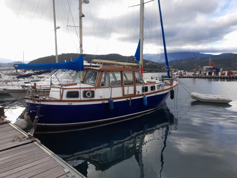 Boat rental Nautitech Nautitech 395 in Saint-Florent on Samboat
