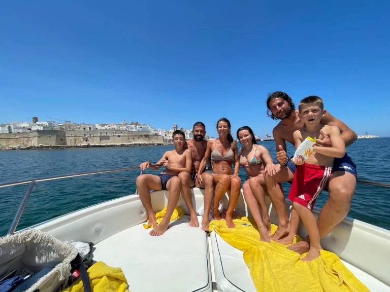 Motorboat rental with or without captain Blu-Blu Monopoli