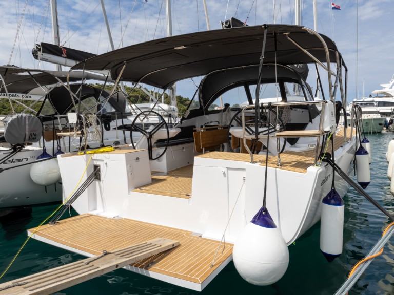 Sailboat for rent Split at the best price