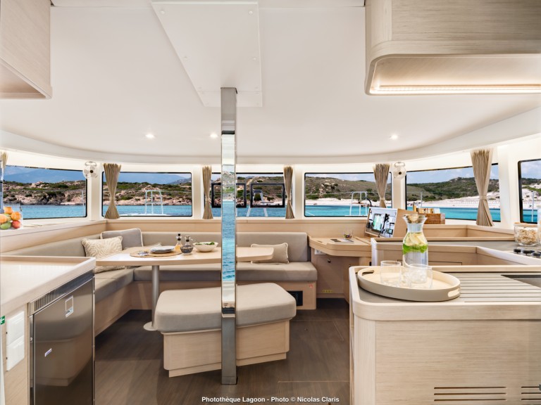 Boat rental Lagoon Lagoon 42 Millenium in Split on Samboat
