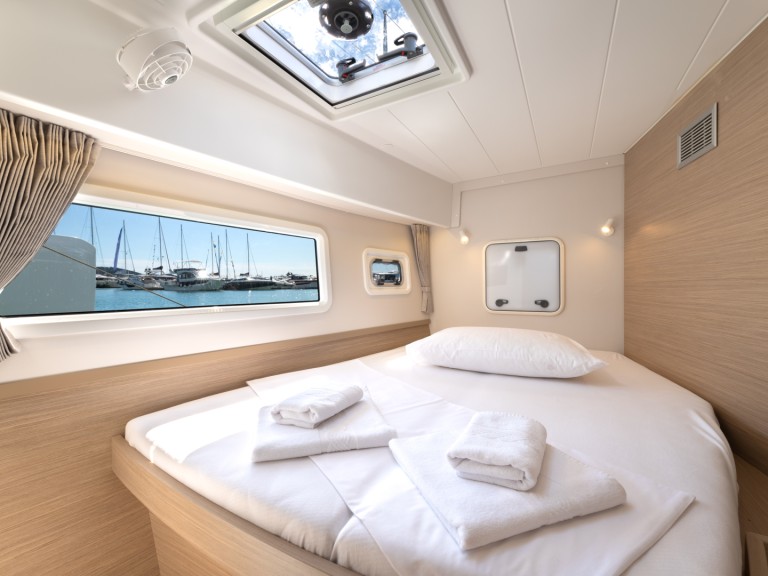 Rent a Lagoon Lagoon 42 Split