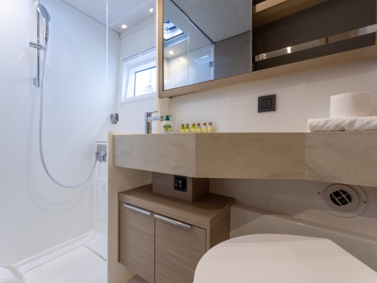 Rent a Lagoon Lagoon 46 Split