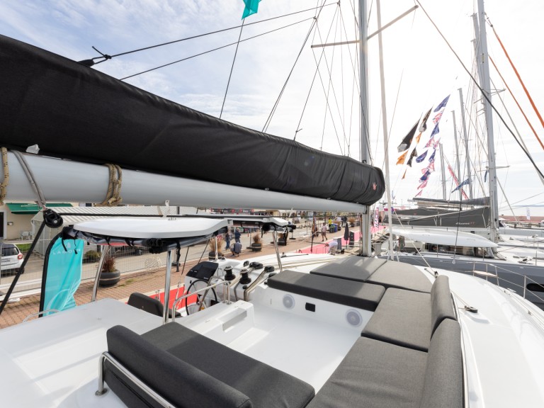 Lagoon Lagoon 43 in Split on SamBoat