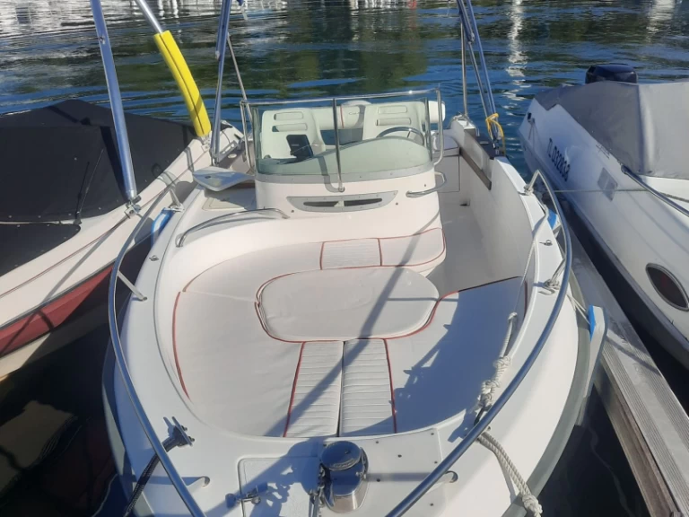 B2 Marine Cap Ferret 550 Open charter bareboat or captained in  Aix-les-Bains