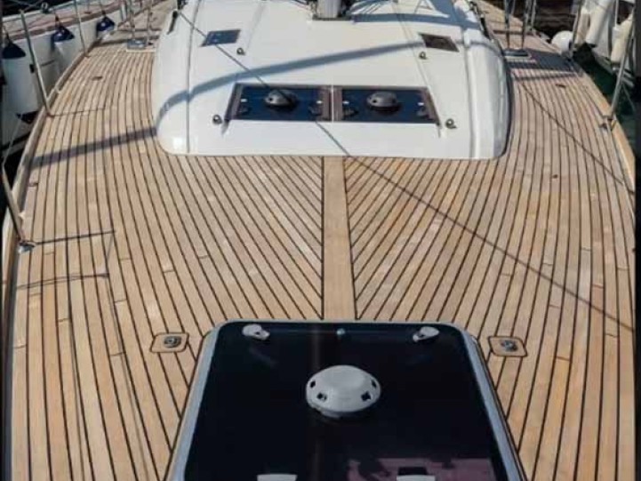 Yacht charter Tropea cheap Sun Odyssey 519