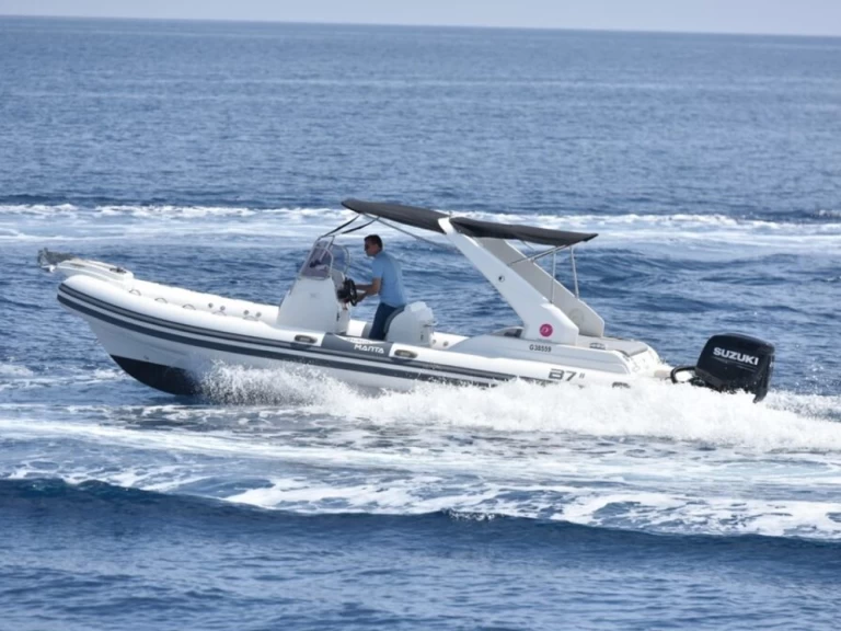 Boat rental Black Manta B7 in Juan-les-Pins on Samboat