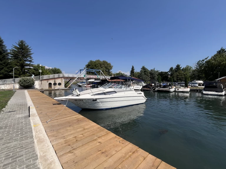 Luxury Yacht rental with or without captain Bayliner Ohrid