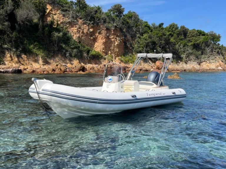 Rent a Capelli Tempest 650 Galéria