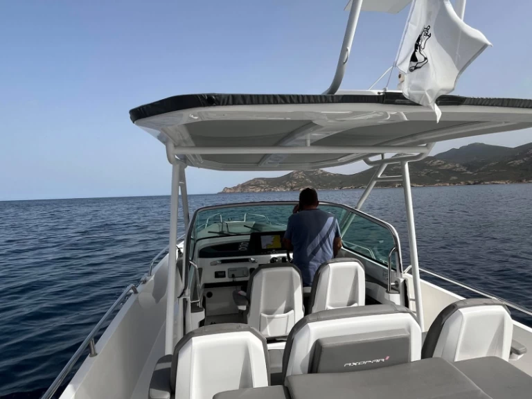 Motorboat for rent Galéria at the best price
