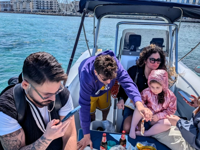 RIB rental in Bari - Novamarine 667 top