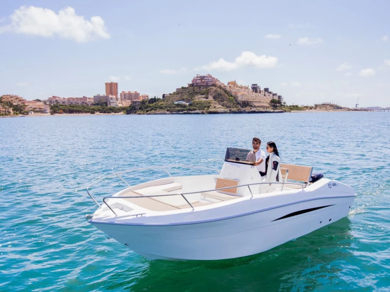 Boat rental Astilux Ax-600 Open in Valencia on Samboat