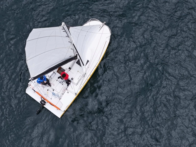 IDBmarine Mojito 650 charter bareboat or captained in  La Trinité-sur-Mer