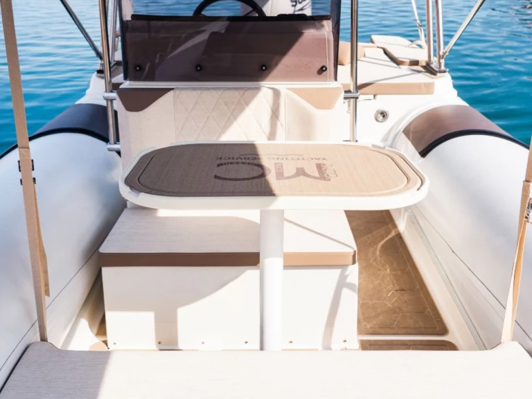 Bareboat Rental RIB Nadir with a boat licence