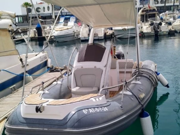 Aliboat Rib580 charter bareboat or captained in  Port of Alicante