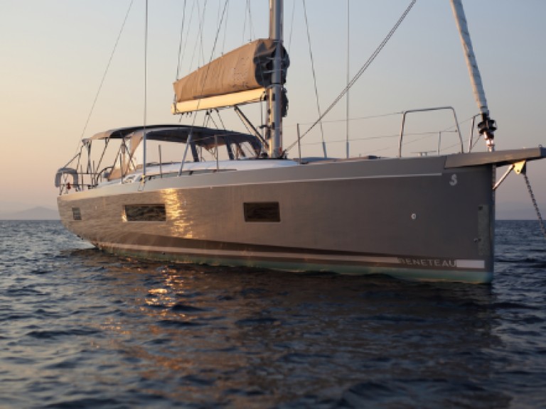Bareboat Rental Sailboat Bénéteau with a boat licence