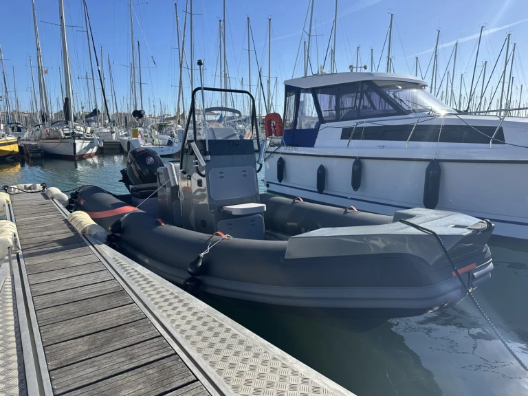 Valiant Valiant 630 Sport in Royan on SamBoat
