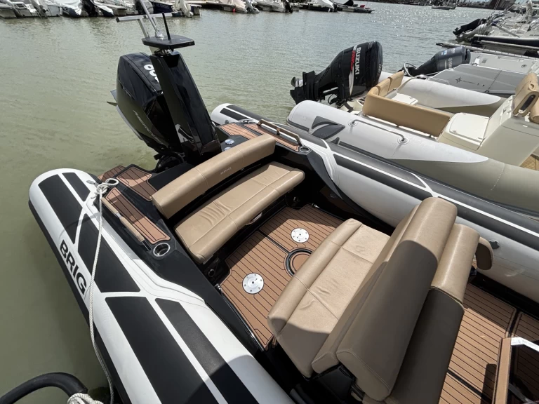 Boat rental Brig Eagle 8 in Royan on Samboat