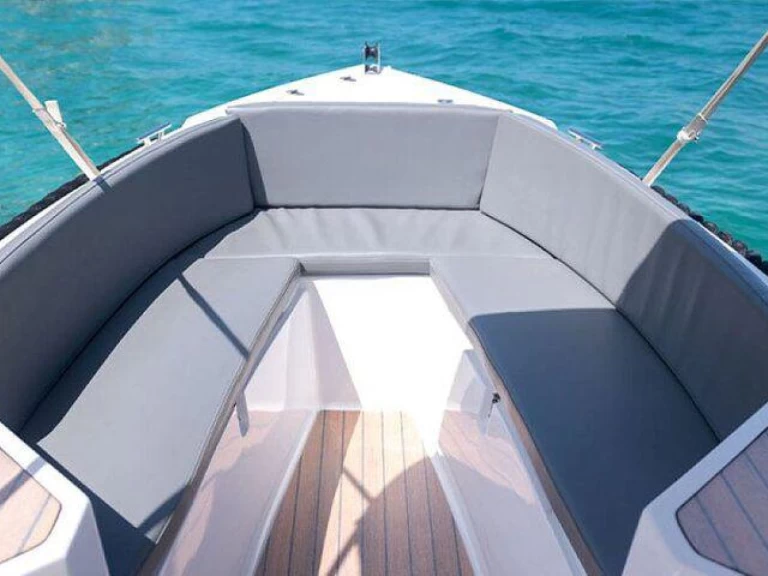Rent a Silver Silver yacht Sant Antoni de Portmany