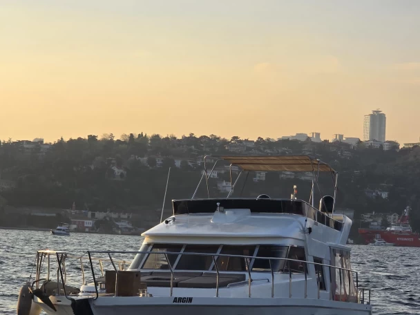 Boat rental costom made vip in Beşiktaş on Samboat