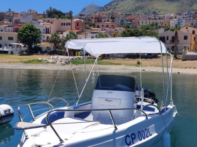 Motorboat for rent Castellammare del Golfo at the best price